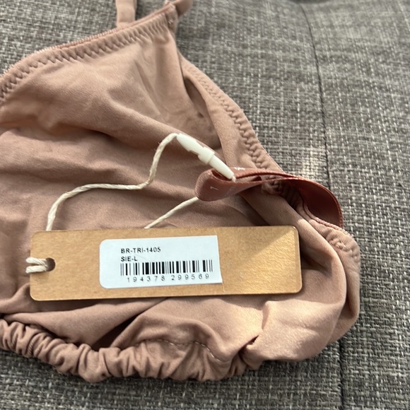 Skims Micro Cording String Triangle Bra - Picture 10 of 10